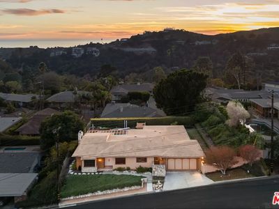 831 Teakwood Rd, Los Angeles, CA, 90049