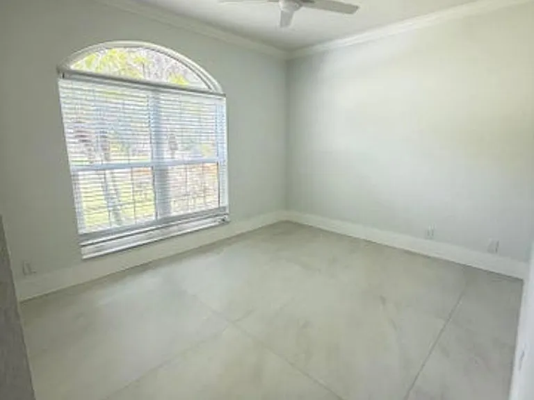 10114 Hunt Club Ln — Photo 11