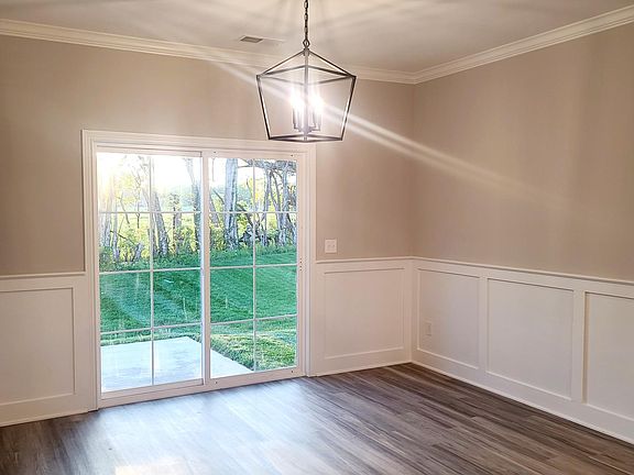 4th image of 1211 County House Ln