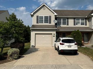 1299 Mohr Cir, Macungie, PA