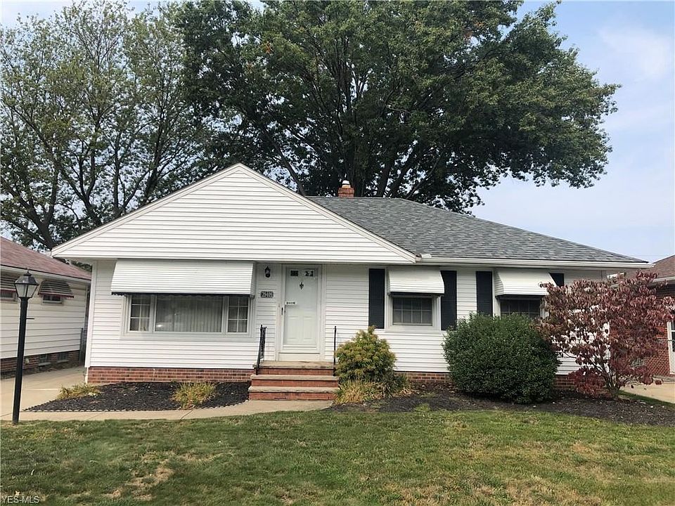 1st image of 29409 Shaker Dr