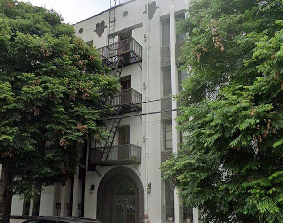 1st image of 1650 Echo Park Ave APT 302