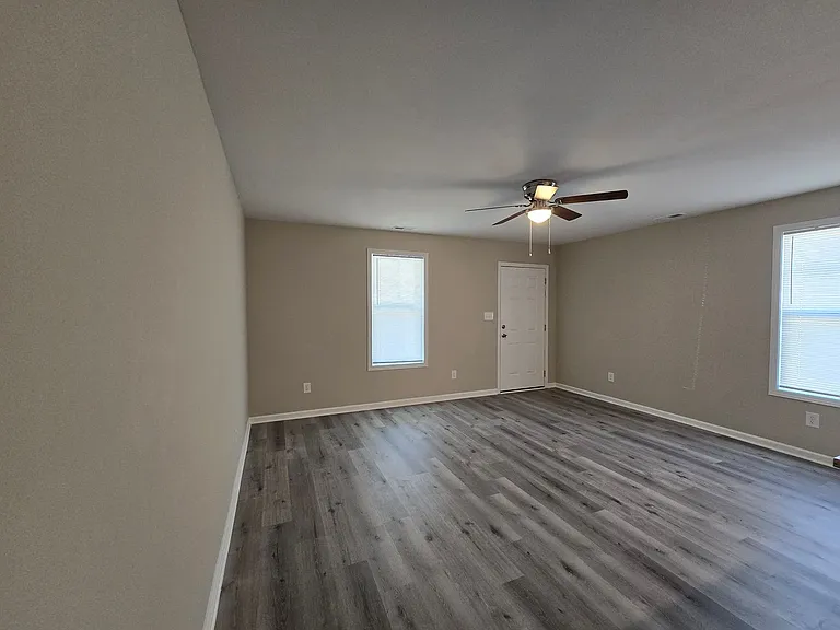 131A S 6th St — Photo 5