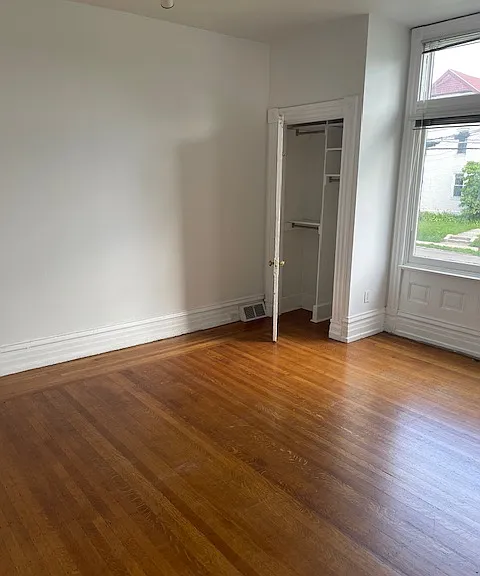 410 E End Ave #1 — Photo 6