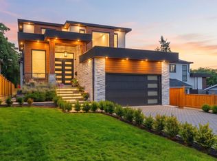 19171 60b Ave, Surrey, BC V3S 7T8