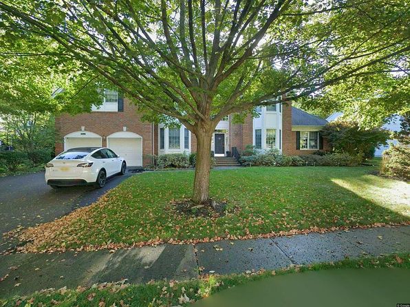206 Van Buren Dr