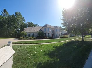 3423 Swan Ridge Ln, Maumee, OH 43537