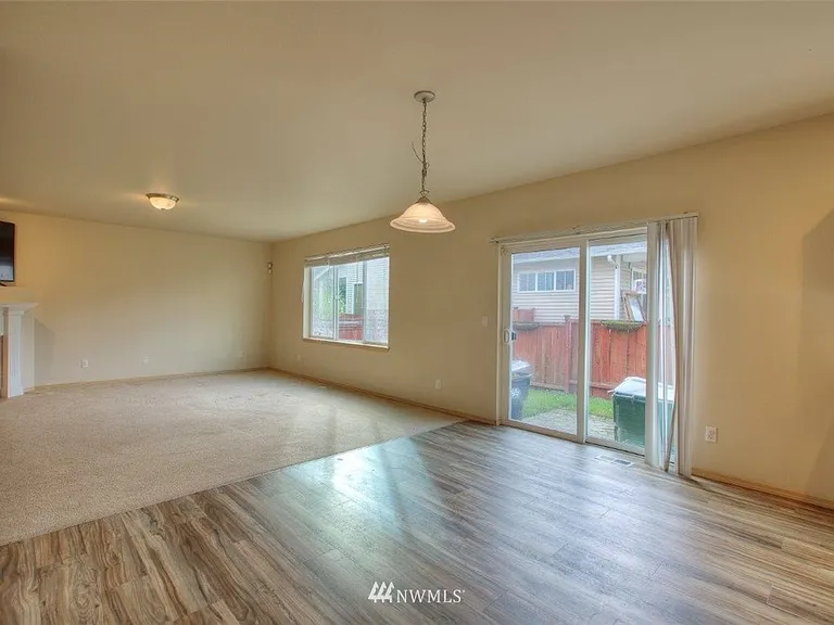 8706 153rd St E — Photo 10