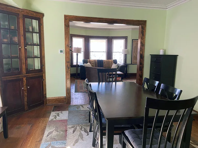 1265 W Clifton Blvd — Photo 3