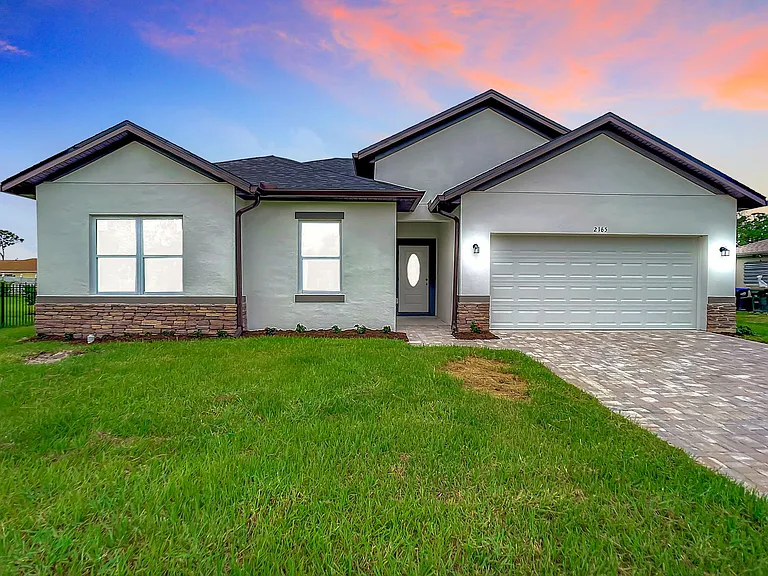 2109 Nordendale Blvd — Photo 1
