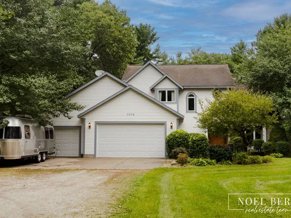 7474 Wiczer Dr, Whitehall, MI 49461
