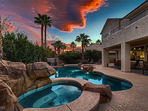 2nd image of 3042 Hammerwood Dr