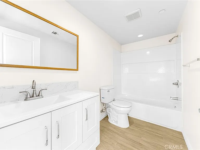 5639 Huntington Dr N #1 — Photo 13