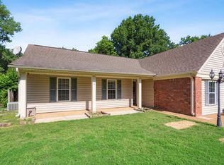 5873 Garden Ridge Dr, Millington, TN 38053