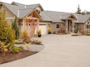 22900 Singingwood Pl NE, Kingston, WA 98346