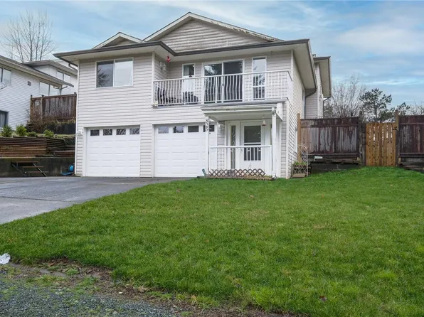 825 Pinecrest Rd, Campbell River, BC V9W 7N2