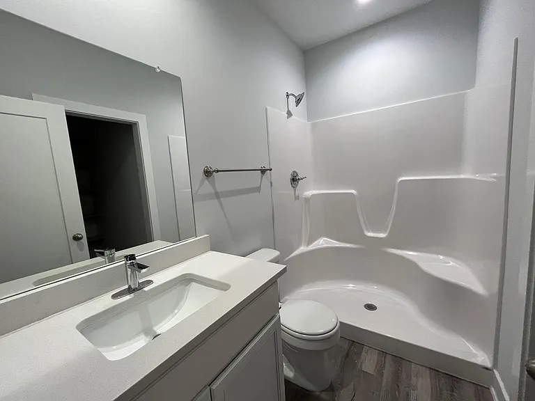 5633 N Meridian Ave — Photo 25