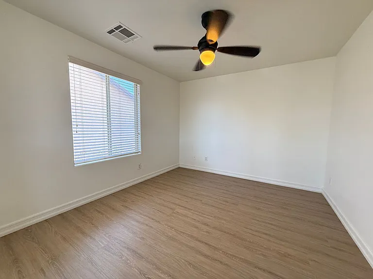 2696 Begonia Valley Ave — Photo 13