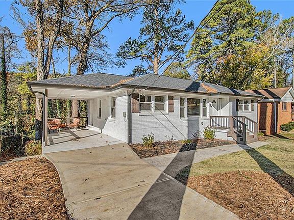 5th image of 1723 Capistrana Pl