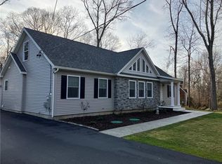 20 Little Rest Rd S, Kingston, RI 02881