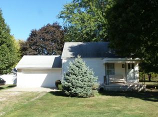 1920 N 27th St, Decatur, IL 62526