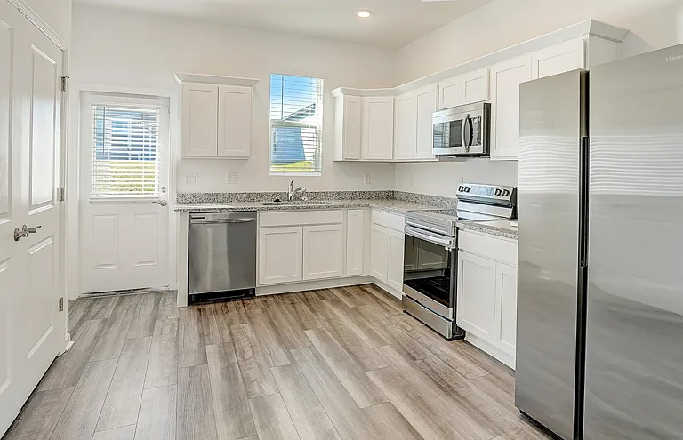 Beacon at Clinton Corners Rental Homes — Photo 21