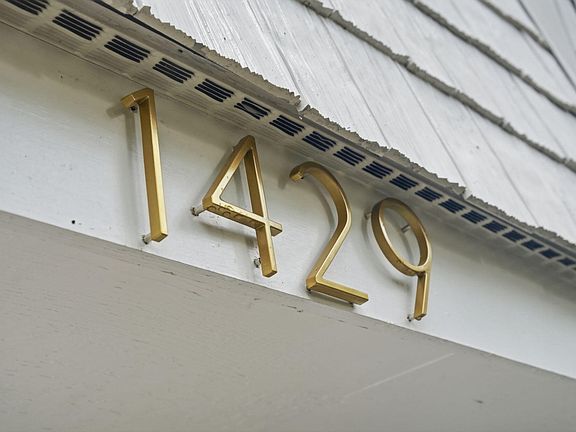 4th image of 1429 Falls Church Rd