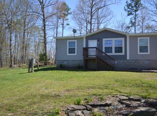 353 Grimsley Hills Dr, Jamestown, TN 38556