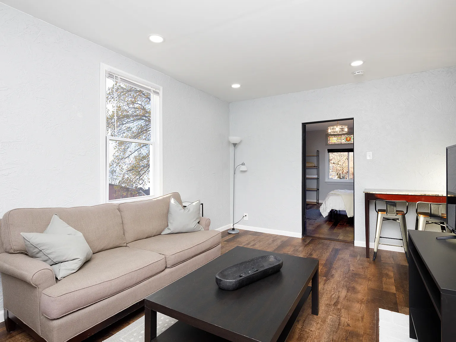1 bed, $2,350 — Photo 4