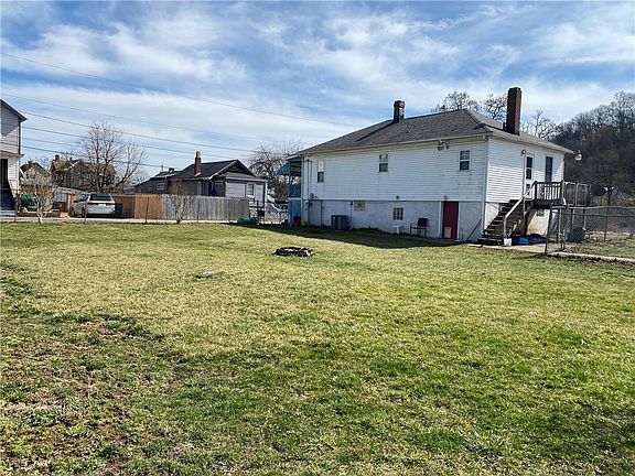 2nd image of 113 S 16th St