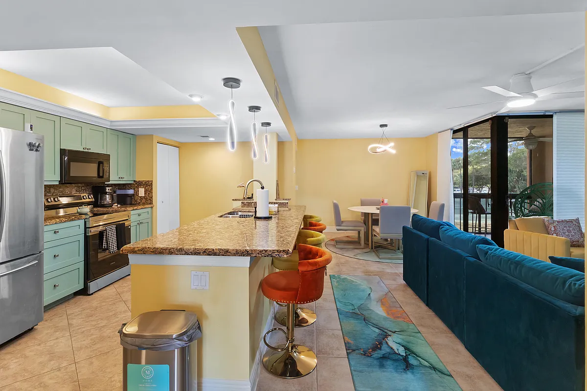 Building Photo - 500 Egret Cir #8208