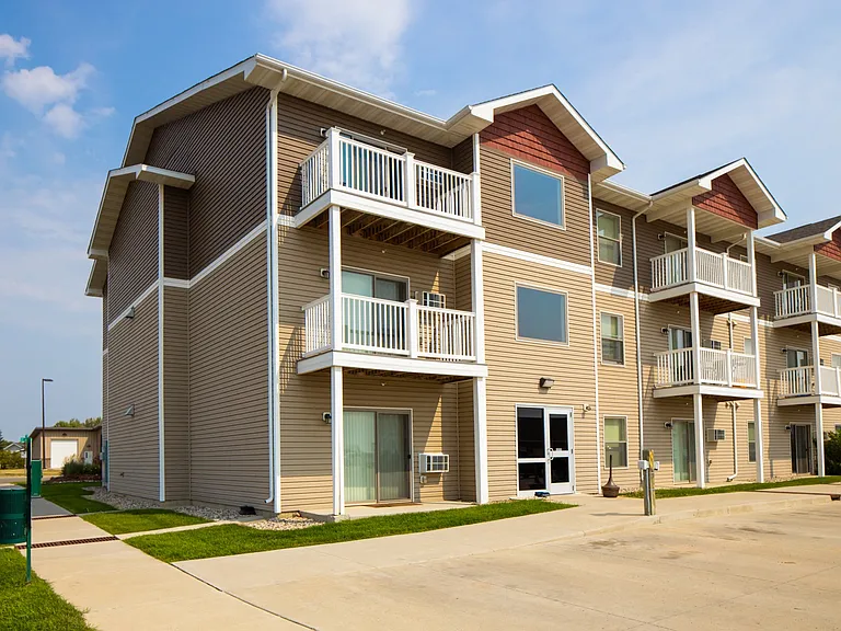 Stanley Apartments — Photo 6
