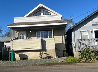 215 S 2nd Ave, Rockaway Beach, OR 97136