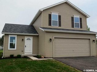 74 Lianne Dr, Greece, NY 14626