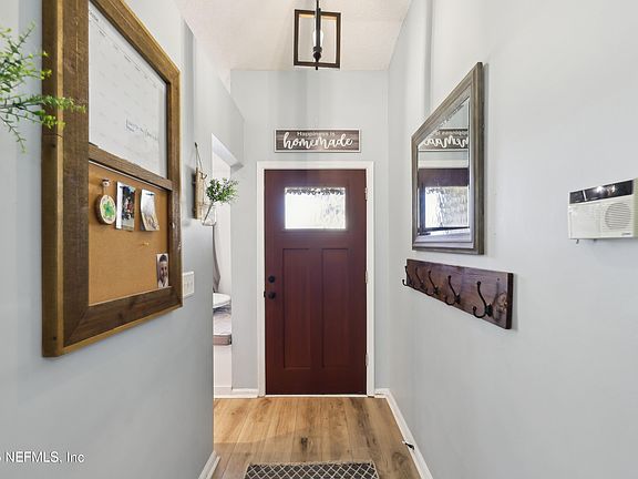 4th image of 8516 MAYALL Drive