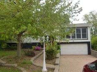 803 Skyline Dr, Barrington, IL