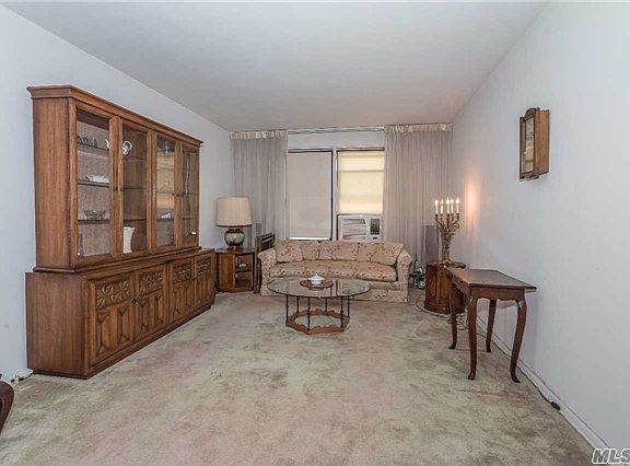 4th image of 8355 Woodhaven Blvd APT 6G