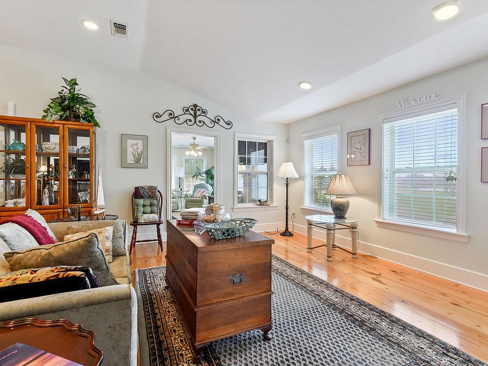 16063 Daytona Dr W, Pearlington, MS 39572 Zillow