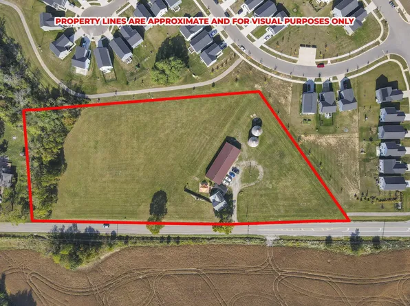 8115 Hill Rd NW, Canal Winchester, OH 43110