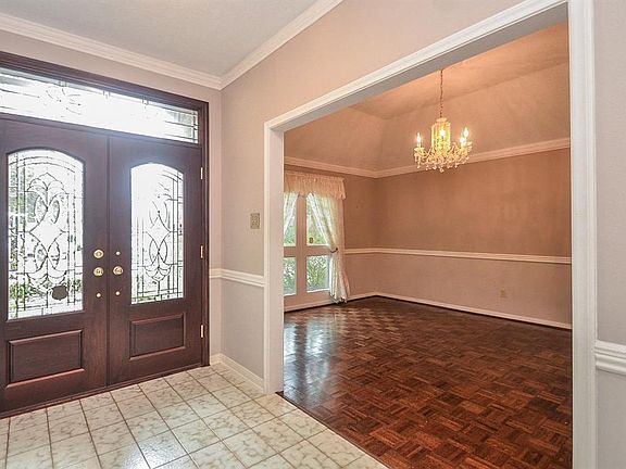 3rd image of 1511 Plantation Dr