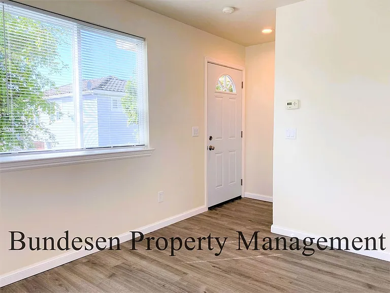 747 Fresno Ave — Photo 5