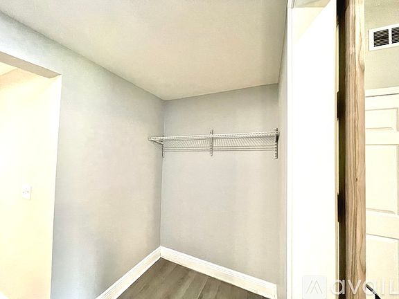 3rd image of 56 Teakwood Dr #1