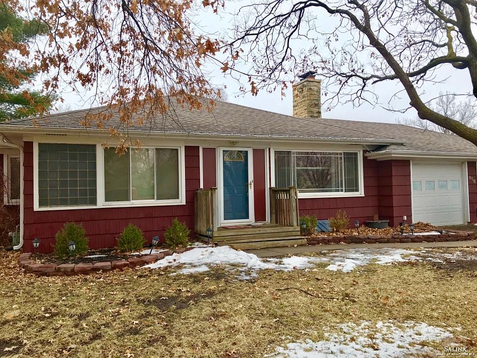 1st image of 916 Roach St