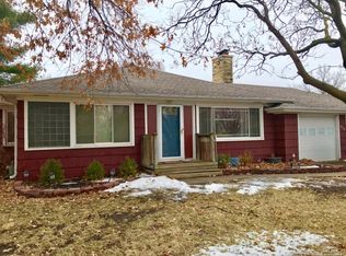 916 Roach St, Salina, KS 67401