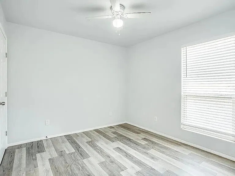 5514 Jarvis St #A — Photo 12