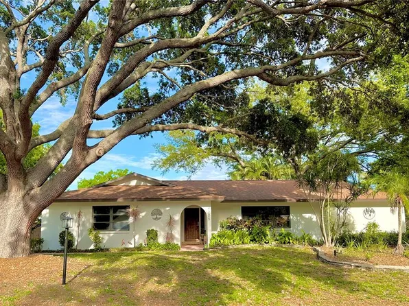 4205 Pine Meadow Ter, Sarasota, FL 34233