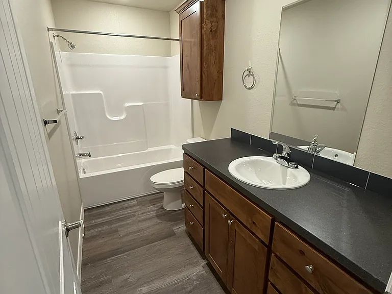 14 W Adams St — Photo 12