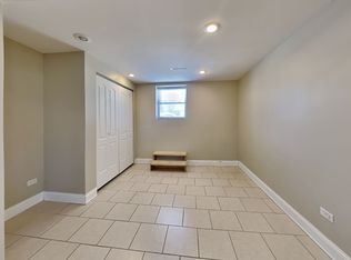 100 N Cedar Ln, Glenwood, IL 60425
