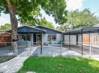 3915 Gano St, Houston, TX 77009