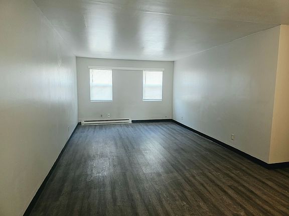 4th image of 310 Division St #204